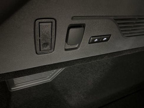 New 2026 Lincoln Nautilus Premier w/ Equipment Group 102A image 35