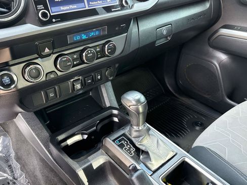 Used 2023 Toyota Tacoma TRD Off-Road AWD/4WD image 19