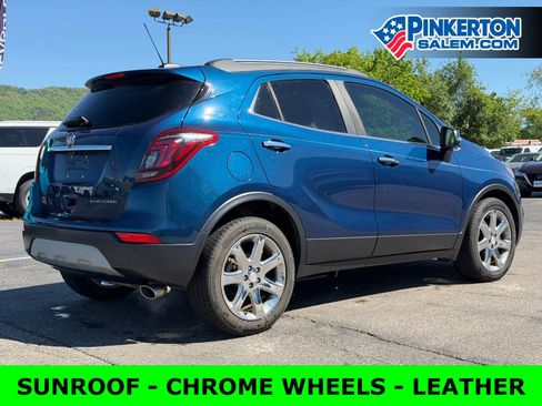 Used 2019 Buick Encore Essence w/ Experience Buick Package FWD image 4