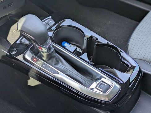 New 2026 Chevrolet Trax LT w/ Sunroof Package FWD image 19