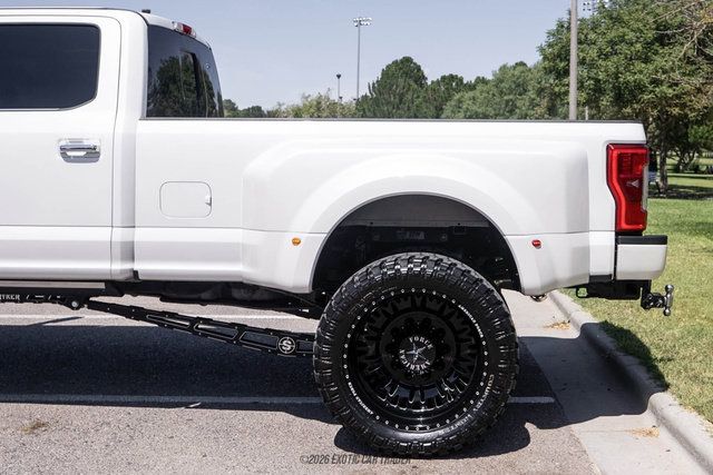 Used 2017 Ford F450 Platinum w/ Platinum Ultimate Package AWD/4WD image 5