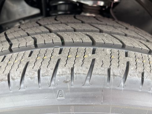 Certified 2026 Toyota Tacoma SR5 AWD/4WD image 11
