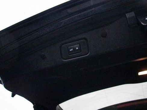 Used 2023 Nissan Pathfinder Platinum w/ Lighting Package (N93) image 21