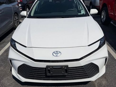Used 2025 Toyota Camry LE FWD image 2
