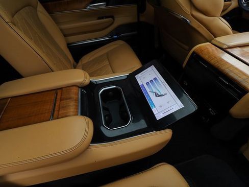 Used 2022 Jeep Grand Wagoneer Series III w/ Rear Seat Video Group 1 image 62