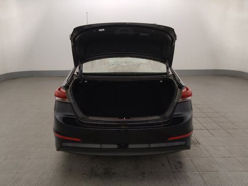 Used 2017 Hyundai Elantra SE w/ SE A/T Tech Package 03 FWD image 29