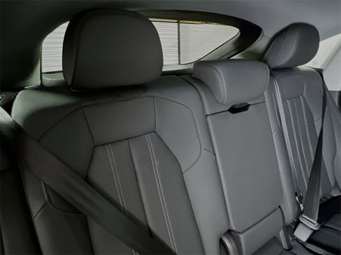 New 2025 Audi Q5 Premium Plus image 27
