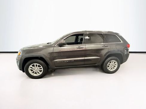 Used 2020 Jeep Grand Cherokee Laredo image 9