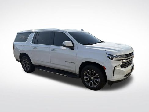Used 2023 Chevrolet Suburban LT w/ Luxury Package AWD/4WD image 4