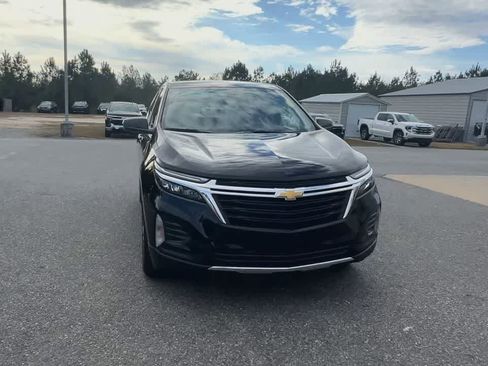 Used 2022 Chevrolet Equinox LT image 3