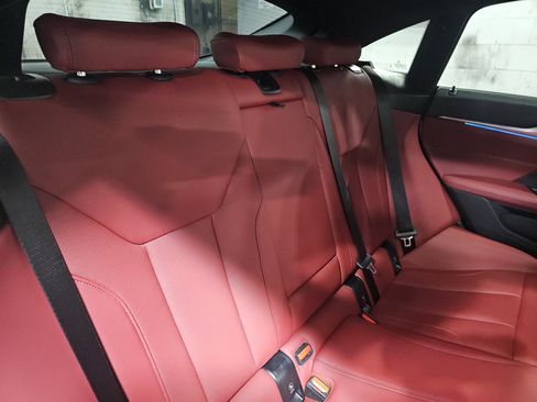 Used 2023 BMW i4 eDrive40 w/ Premium Package RWD image 12
