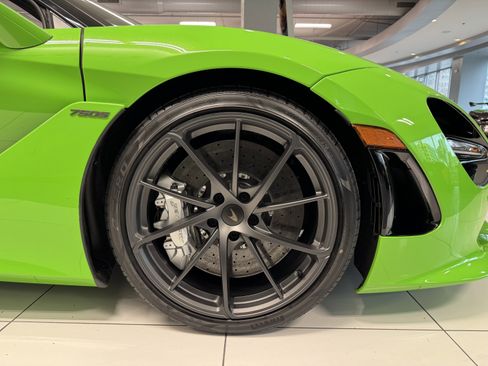 Used 2026 McLaren 750S Spider image 20