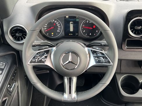 New 2025 Mercedes-Benz Sprinter 2500 image 23
