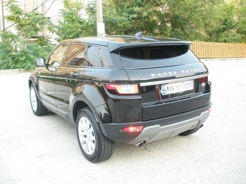 Used 2019 Land Rover Range Rover Evoque image 6