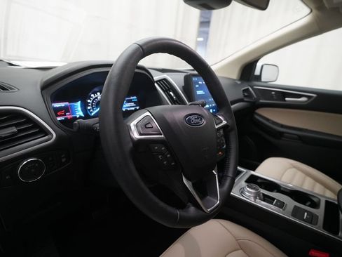 Used 2024 Ford Edge SEL w/ Convenience Package AWD/4WD image 8