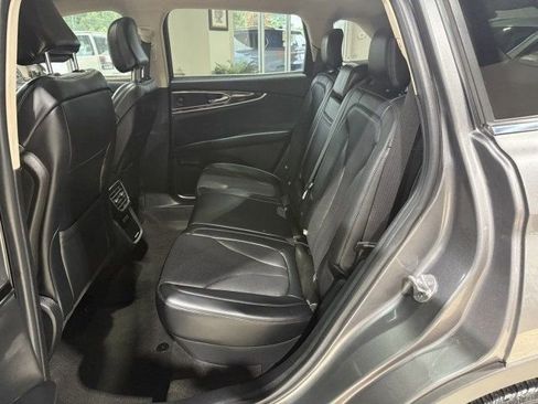 Used 2021 Lincoln Nautilus Reserve w/ Monochromatic Package image 27