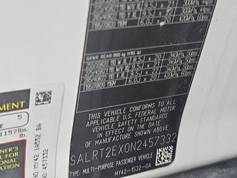 Used 2022 Land Rover Discovery S R-Dynamic image 36