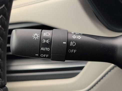 Used 2026 Subaru Forester Premium AWD/4WD image 26