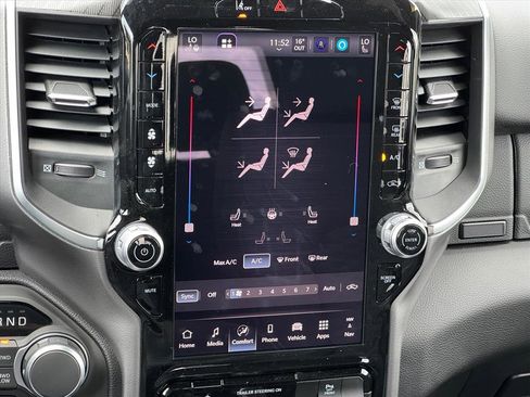 New 2026 RAM 1500 Big Horn AWD/4WD image 15