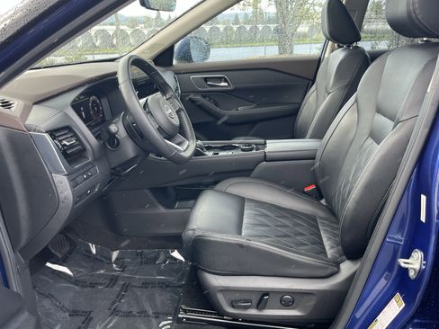 Used 2023 Nissan Rogue Platinum w/ Platinum Premium Package AWD/4WD image 10