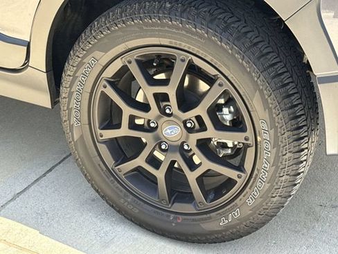 Used 2025 Subaru Crosstrek 2.5i Wilderness w/ Wilderness Package AWD/4WD image 12