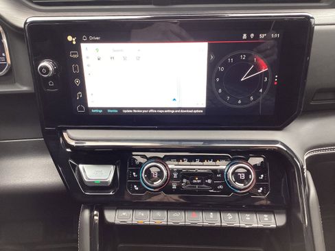 Used 2024 GMC Sierra 1500 AT4X image 18