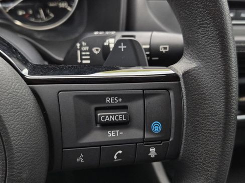 Certified 2023 Nissan Rogue SV FWD image 26