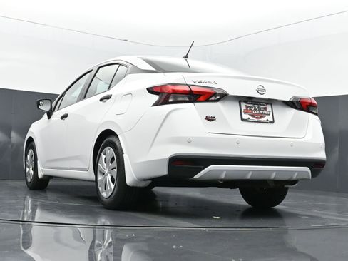 Used 2021 Nissan Versa S image 37