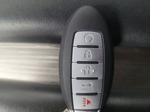 Used 2018 Nissan Murano Platinum AWD/4WD image 32