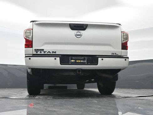 Used 2017 Nissan Titan SL image 29