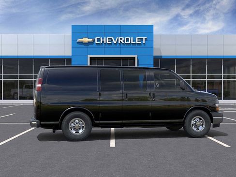 New 2025 Chevrolet Express 3500 w/ Driver Convenience Package image 5