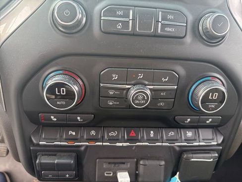 Used 2020 Chevrolet Silverado 1500 LT w/ All-Star Edition image 17