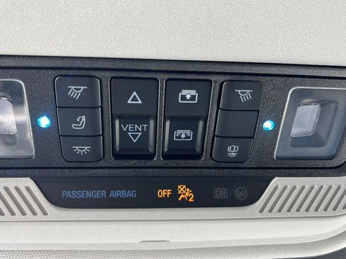 Used 2025 Ford Expedition Active image 16