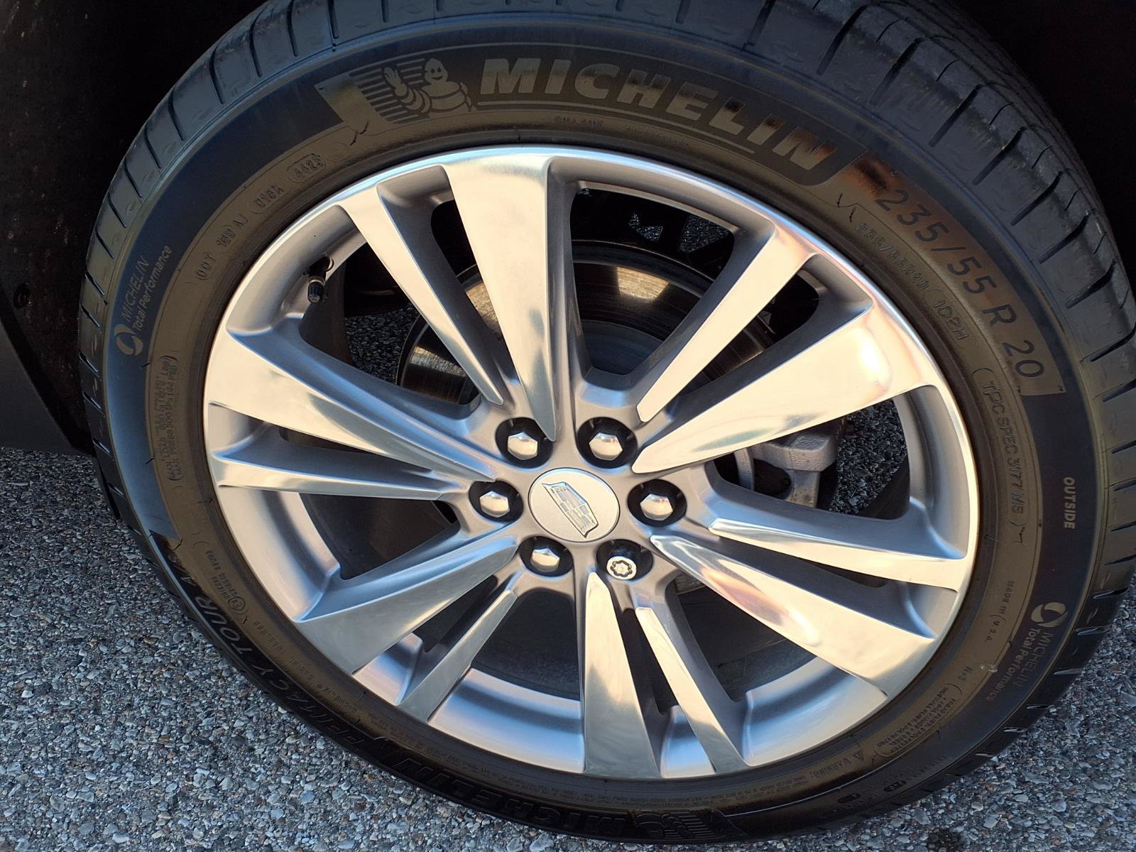 Used 2024 Cadillac XT5 Premium Luxury w/ LPO, Floor Liner Package AWD/4WD image 9