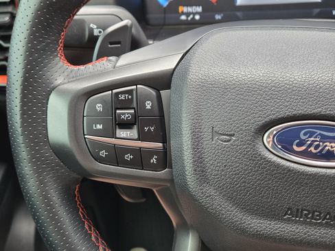 Certified 2025 Ford Ranger Raptor AWD/4WD image 23