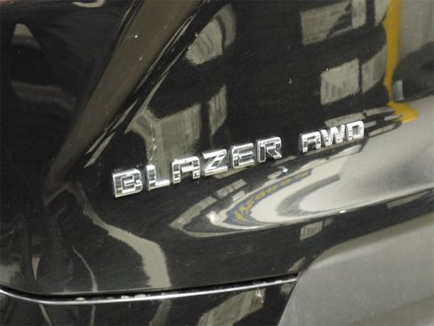 Used 2023 Chevrolet Blazer LT w/ Sound & Technology Package image 25