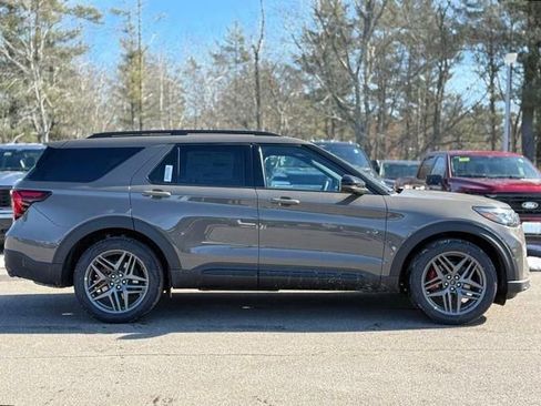 New 2026 Ford Explorer ST w/ Sun And Sound Package AWD/4WD image 3
