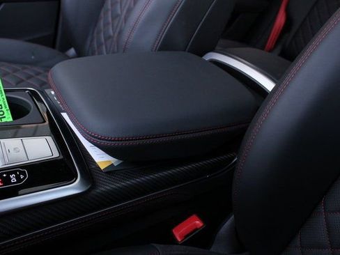 New 2026 Audi SQ8 Prestige image 19