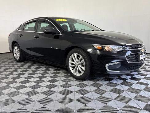 Used 2016 Chevrolet Malibu LT FWD image 4