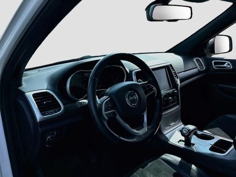 Used 2015 Jeep Grand Cherokee Altitude AWD/4WD image 7