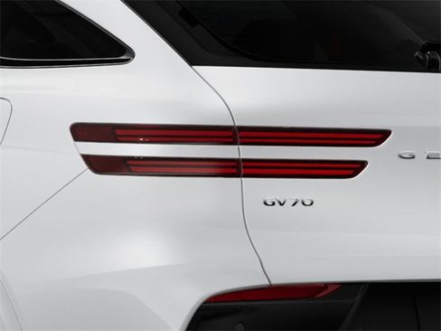 New 2026 Genesis GV70 2.5T Advanced image 9