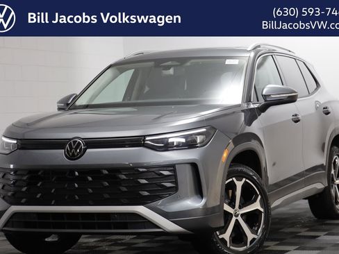 New 2026 Volkswagen Tiguan SE image 1