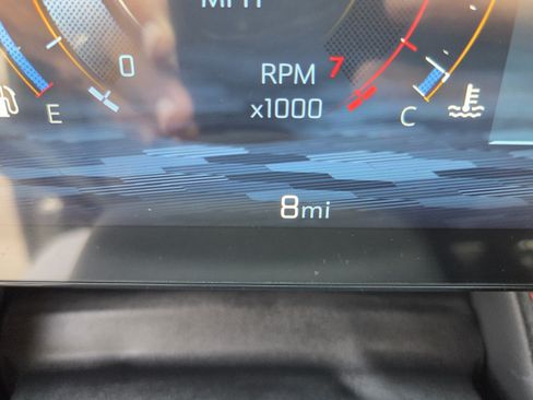 New 2026 Chevrolet Equinox RS w/ Convenience Package III FWD image 31