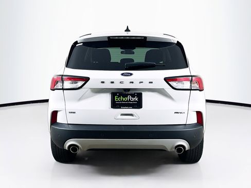 Used 2022 Ford Escape SE AWD/4WD image 7