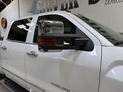 Used 2019 GMC Sierra 3500 Denali w/ Duramax Plus Package AWD/4WD image 46