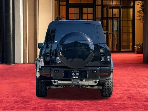 New 2026 Land Rover Defender 130 X-Dynamic SE AWD/4WD image 8
