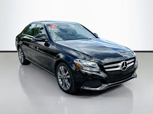 Used 2018 Mercedes-Benz C 300 4MATIC Sedan image 3