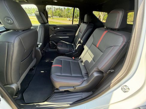 New 2026 Chevrolet Traverse RS FWD image 21