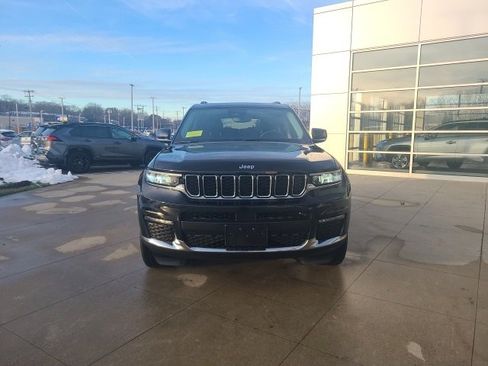 Used 2023 Jeep Grand Cherokee L Limited image 2