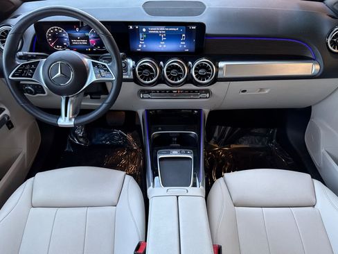 Certified 2025 Mercedes-Benz GLB 250 4MATIC image 12